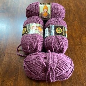 NWT Lion Brand Will-Ease Thick & Quick-Fig